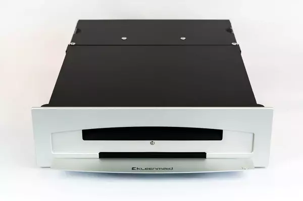 Kleenmaid BIVC3710 Built-in Vacuum Cassette. Carton Damaged